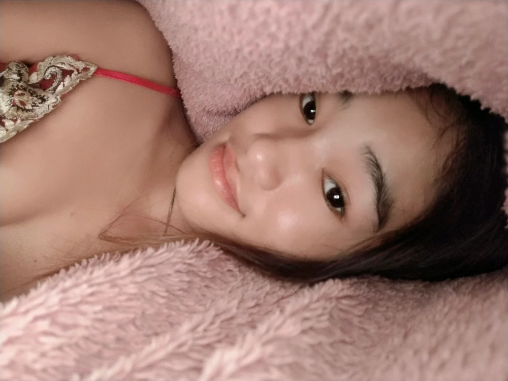 GIF uploaded by Graysie