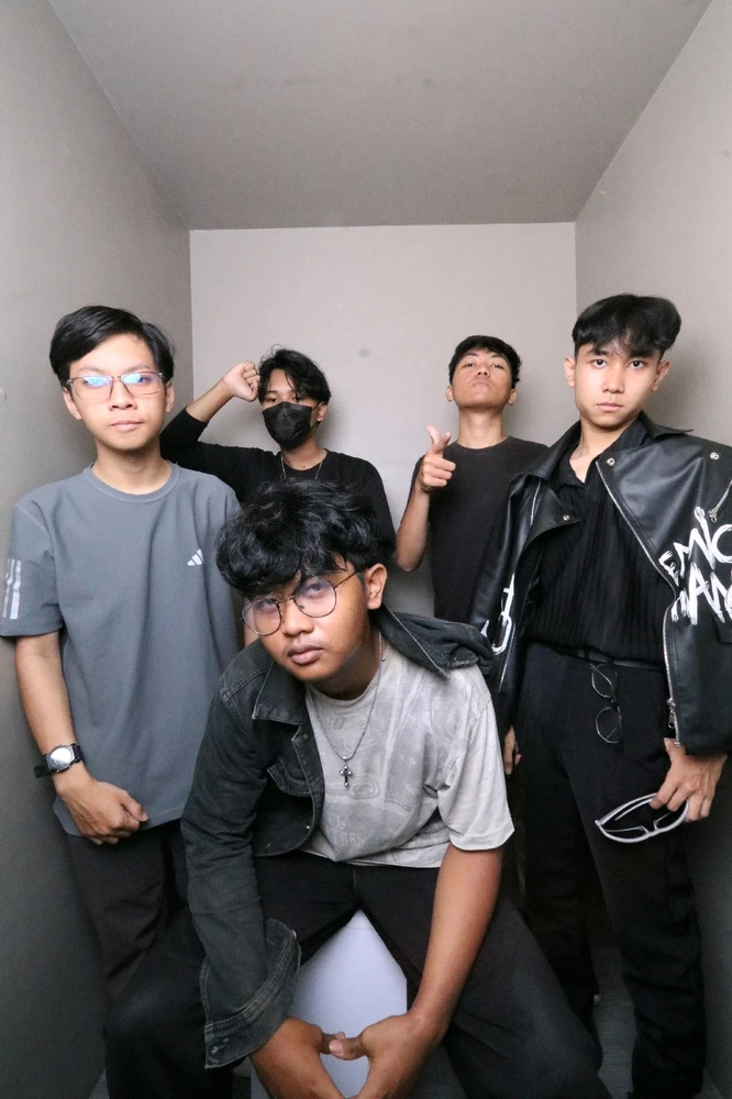 GIF diunggah oleh Julian