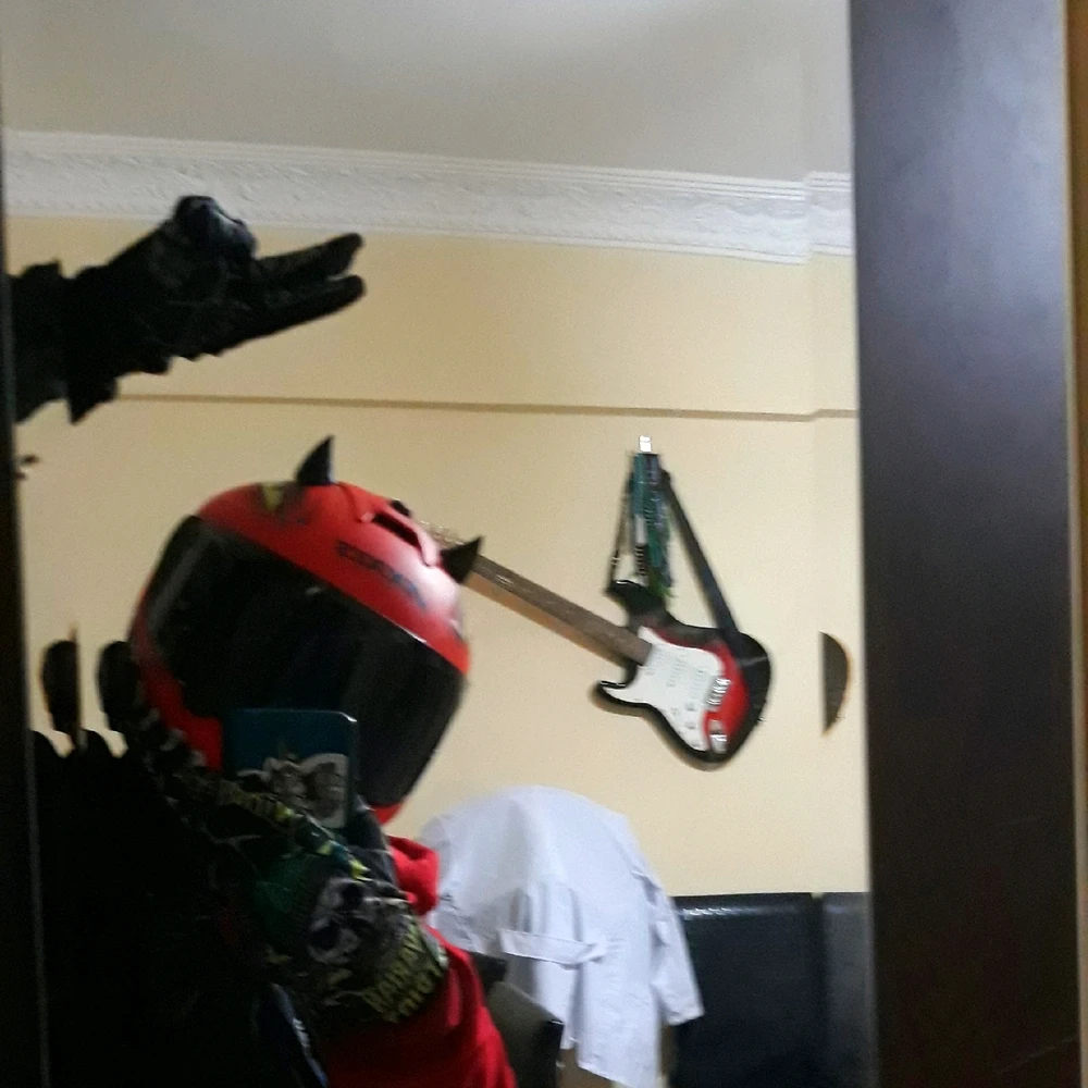 Enes B.M tarafından yüklenen GIF