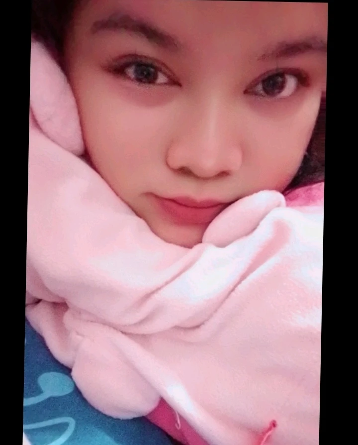 GIF diunggah oleh Putri