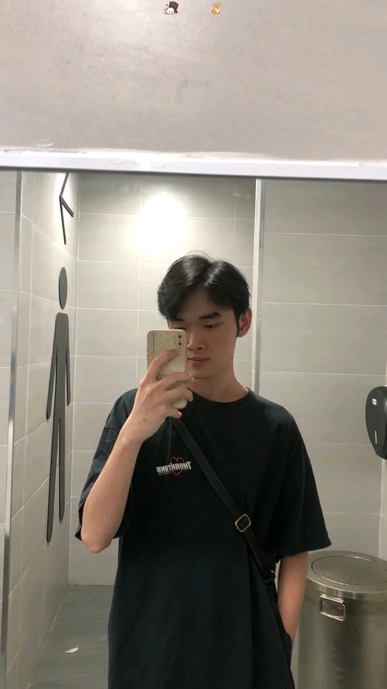 GIF được Qys tải lên