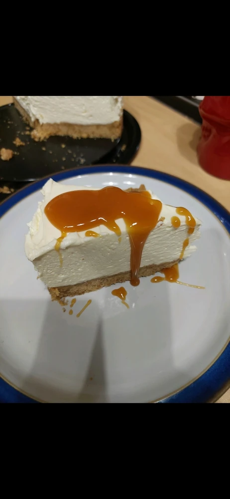 Salted caramel cheesecake