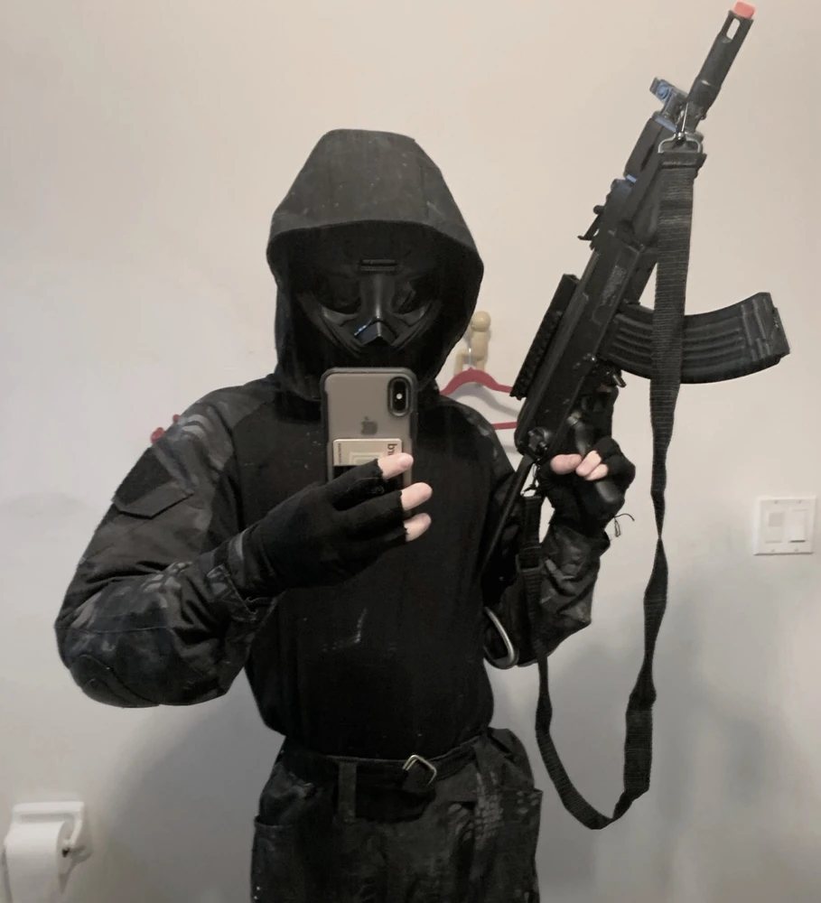 GIF diunggah dening Elijah