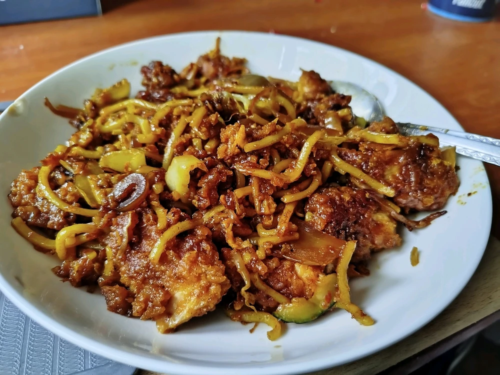 Gambar diunggah oleh Karol