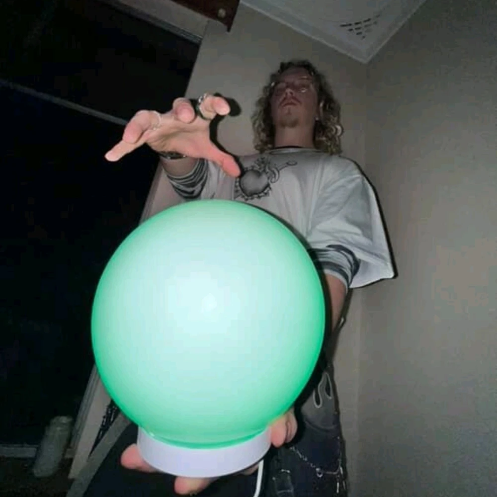 GIF diunggah dening Ethan