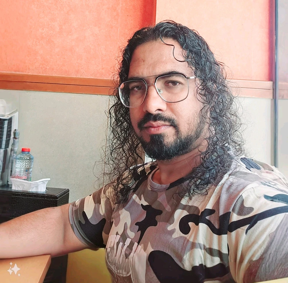 GIF uploaded by Gazi