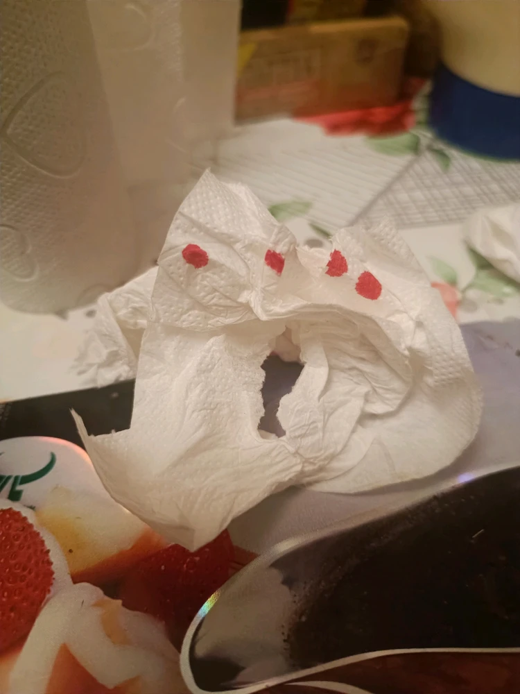 Гіфку завантажив Leo