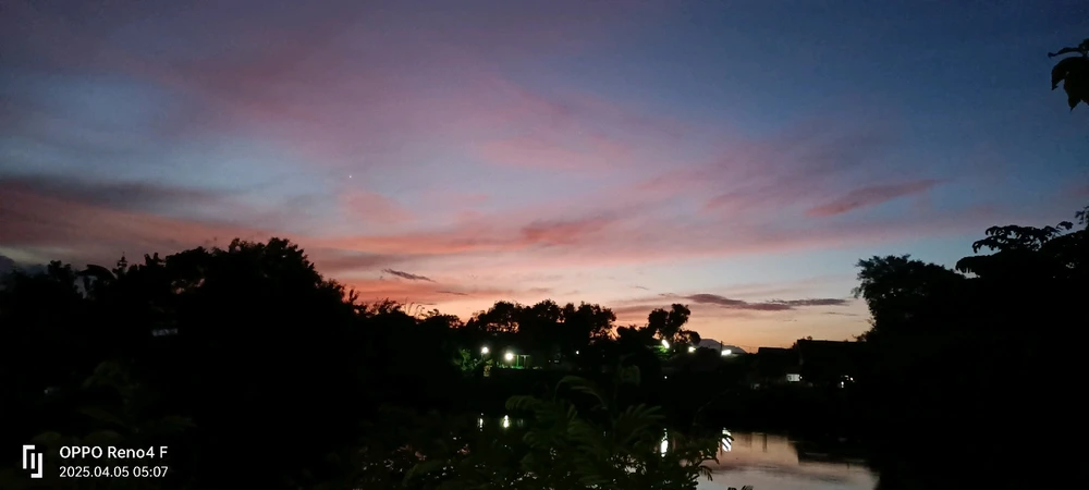 Gambar diunggah oleh Candra