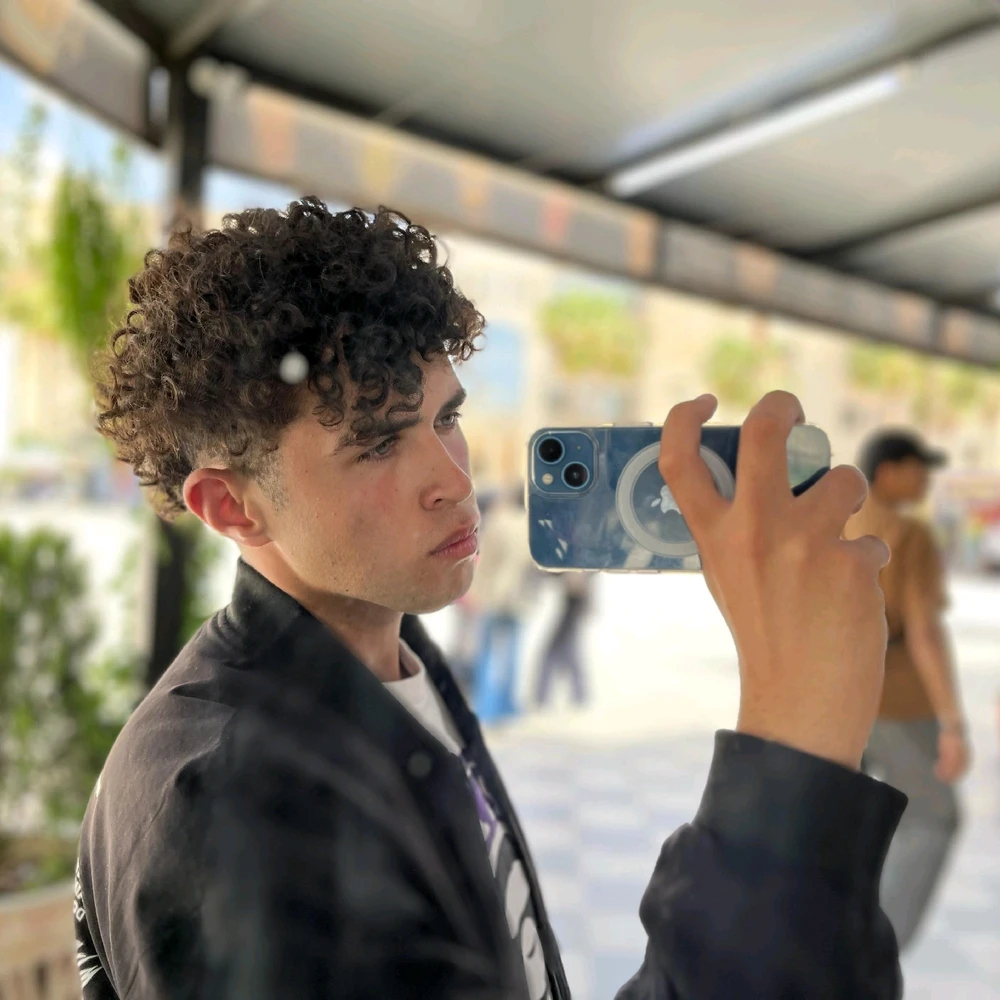 GIF uploaded by Faris