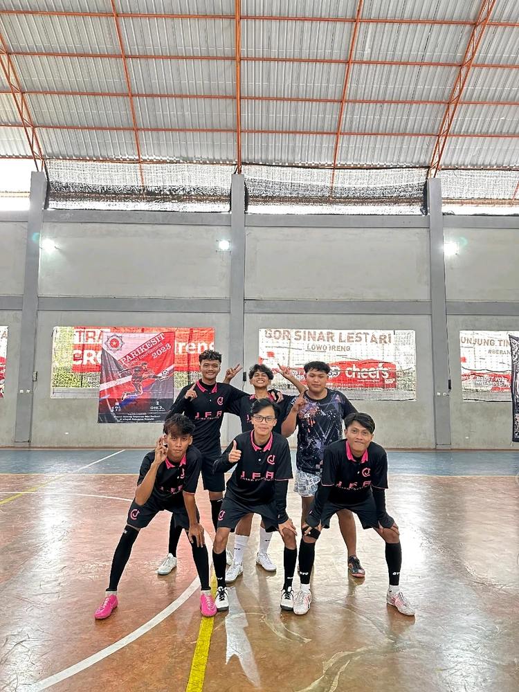 GIF uploaded by Wahyu Rama