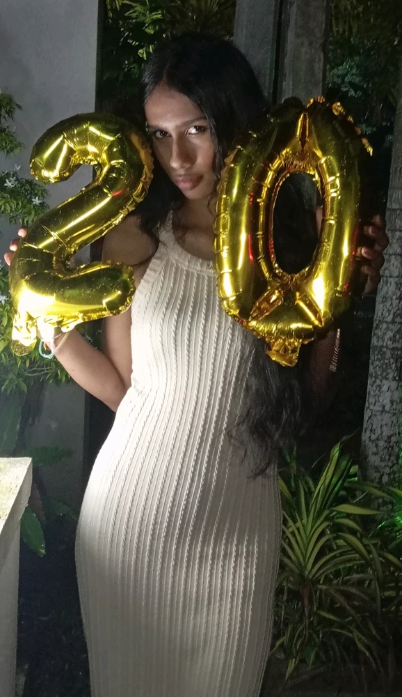 GIF uploaded by Dilthini Withanage