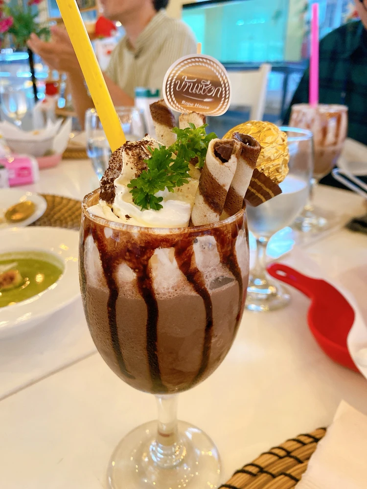 GIF uploaded by Kan*^•^*