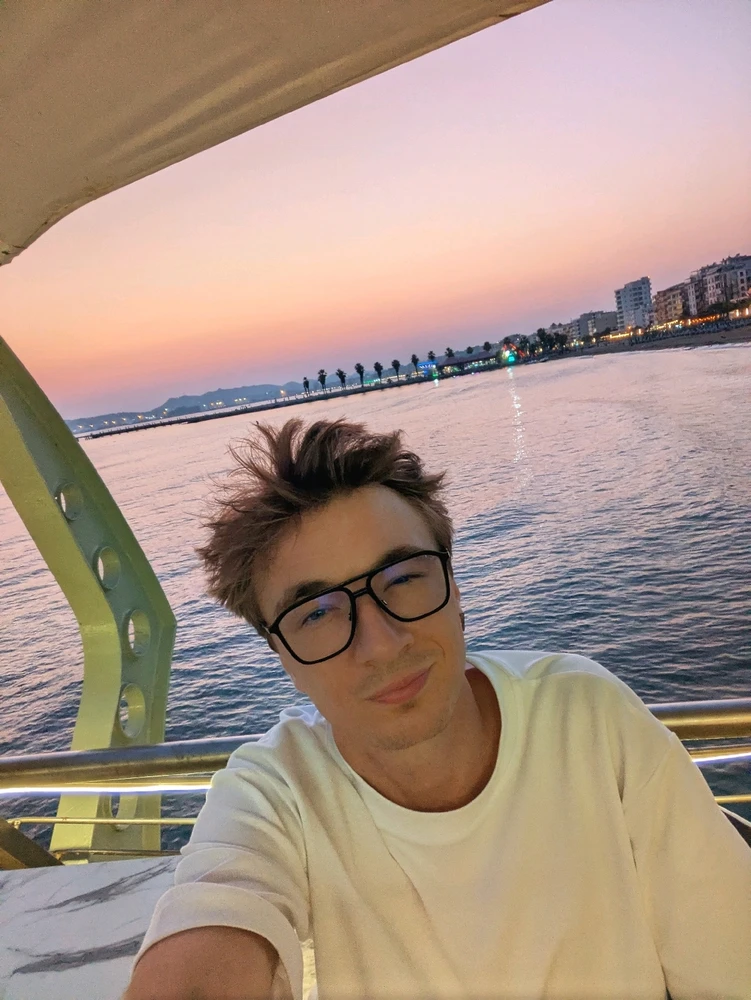 GIF uploaded by Stas