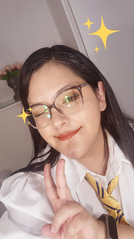 I-upload ni Cati ang larawan