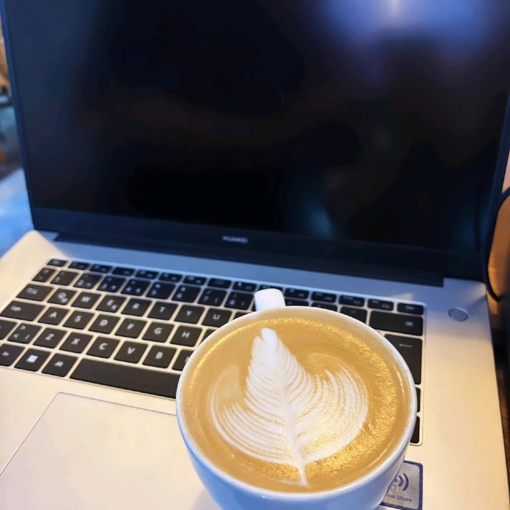 Efe tarafından yüklenen GIF