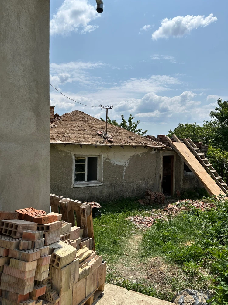 GIF uploaded by Mustafa