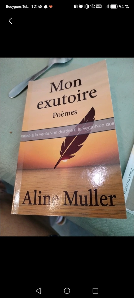 Avoir son livre dans les mains