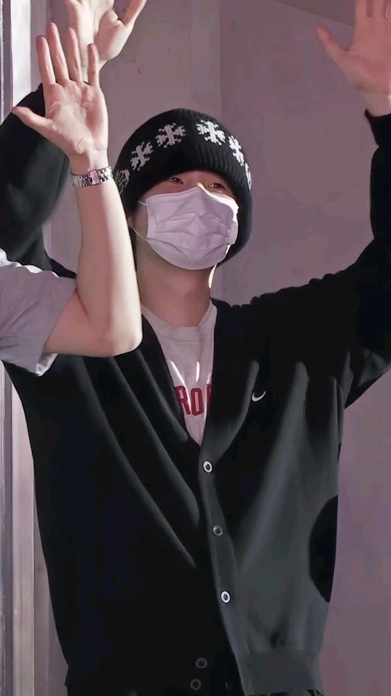 Gambar diunggah oleh 난다 푸트리