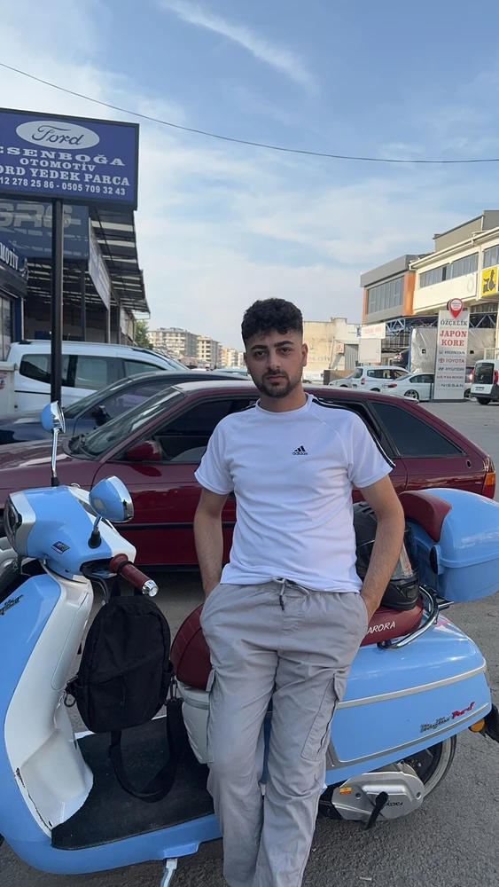 Mahmoud tarafından yüklenen GIF