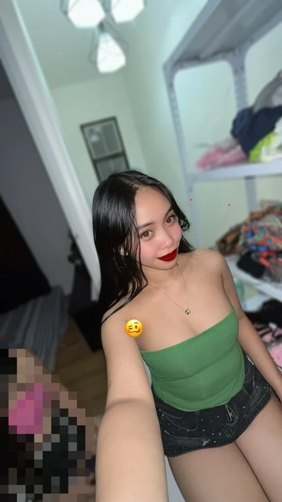 GIF gi-upload ni Belle
