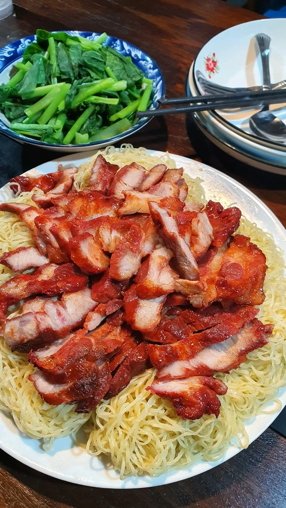 GIF อัปโหลดโดย Tatinut