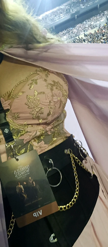 GIF uploaded by Eeza