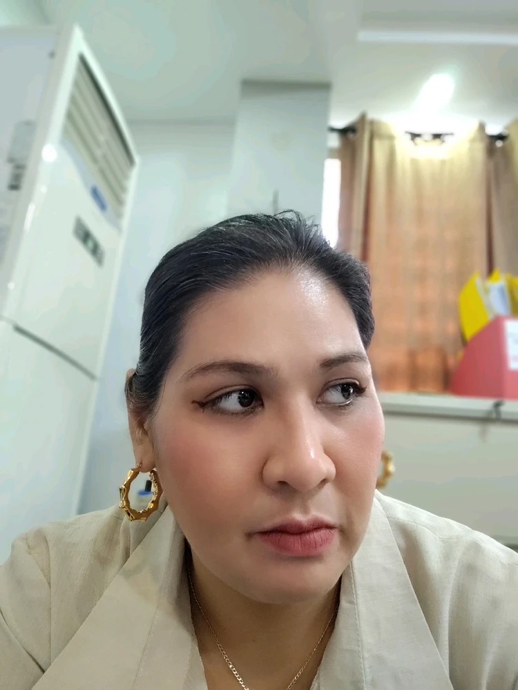 GIF uploaded by Maria