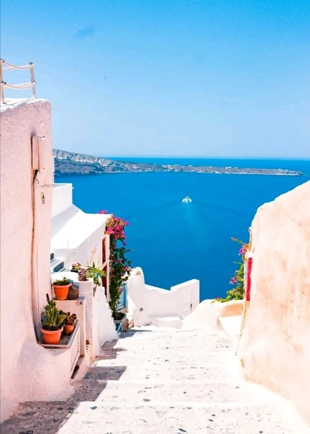 GIF uploaded by Haythem