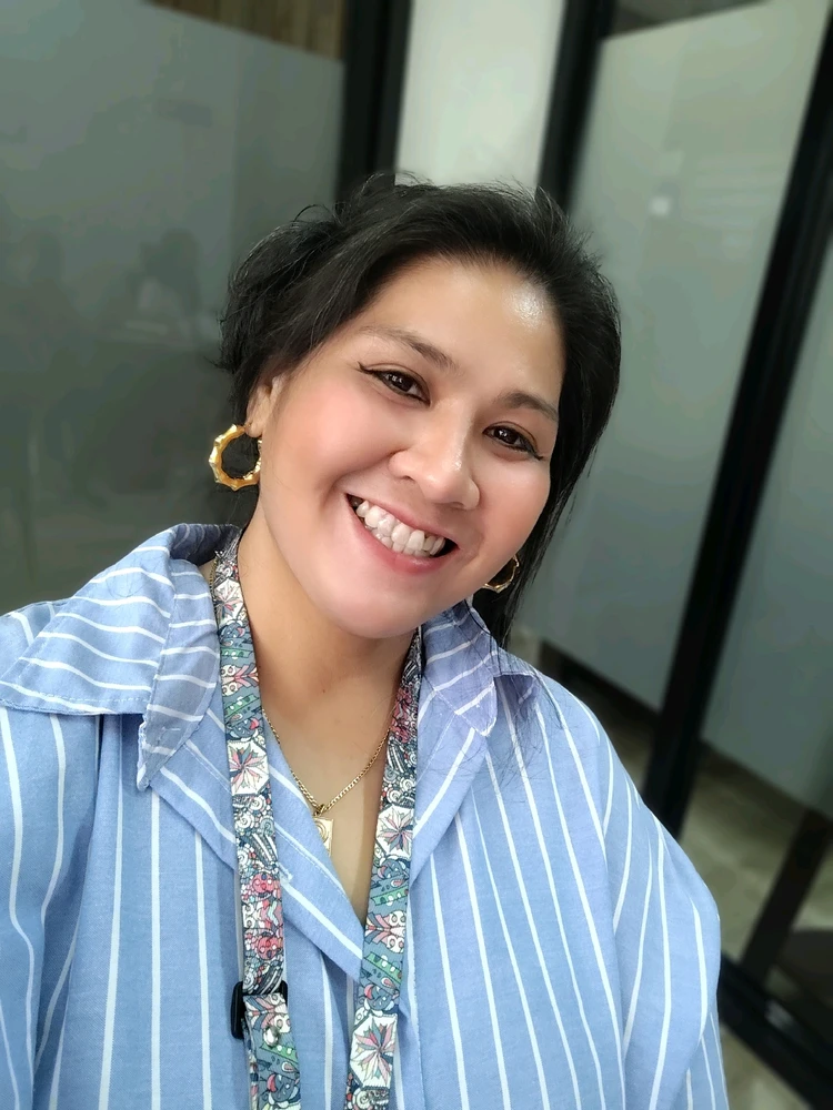 GIF uploaded by Maria