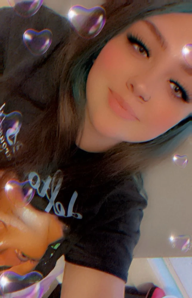 GIF uploaded by Alexis