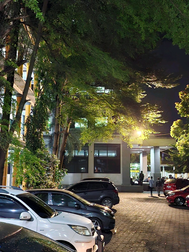 Gambar diunggah oleh Putrialee