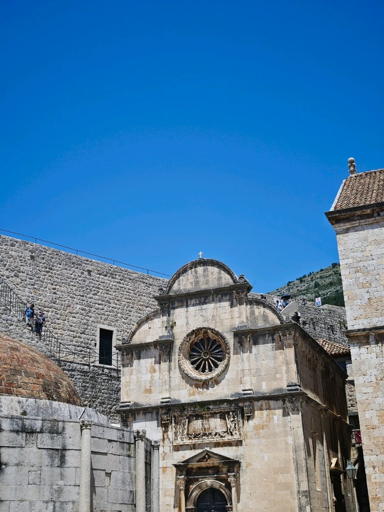 Зображення завантажив Anna