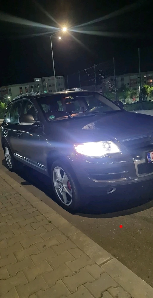 GIF încărcat de Valentin