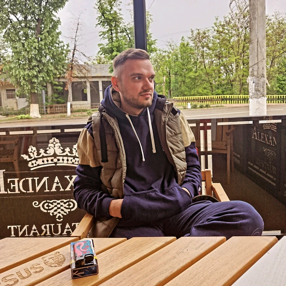 GIF încărcat de Denis Flavius