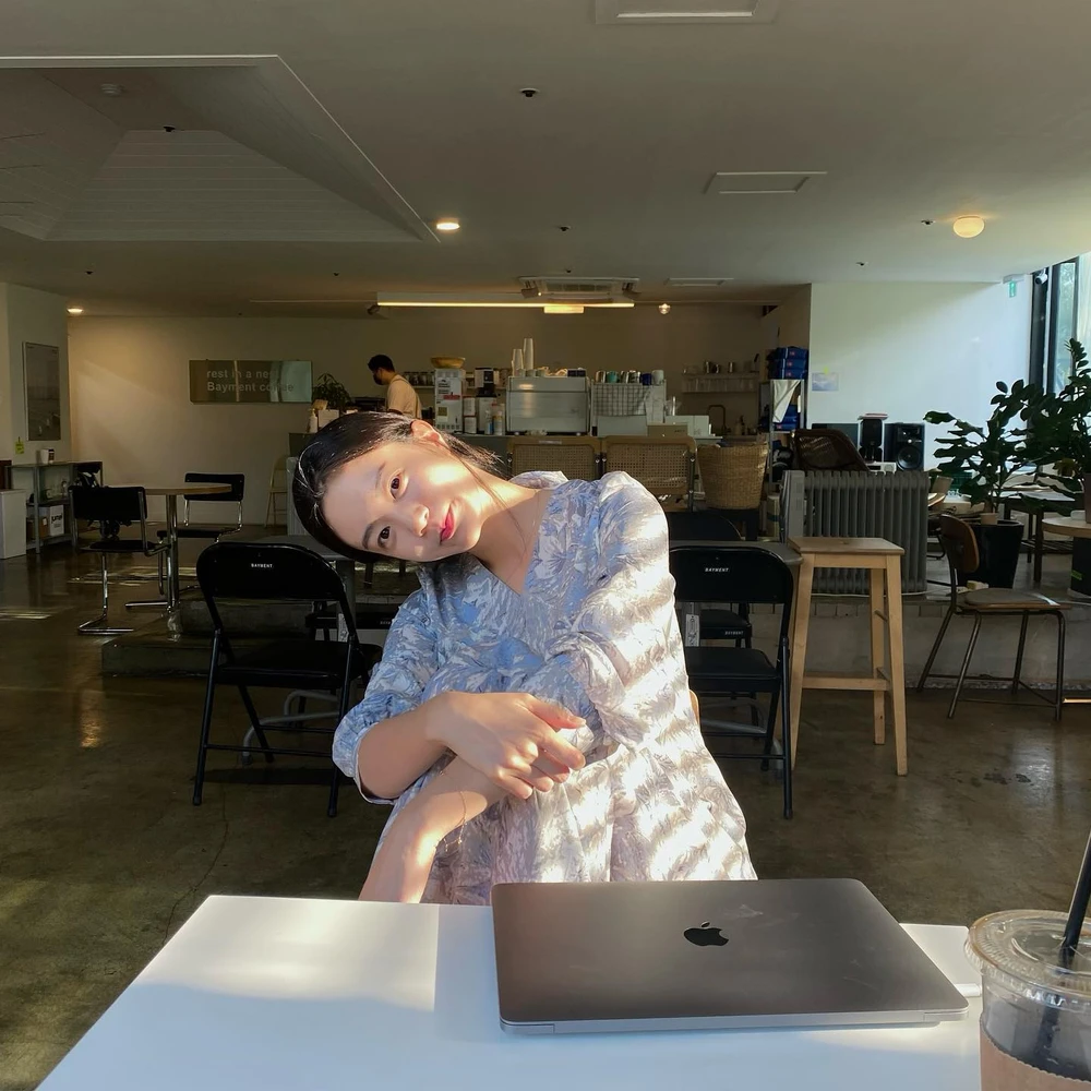 ์ด์ค์๋์ด ์ฌ๋ฆฐ ์ฌ์ง