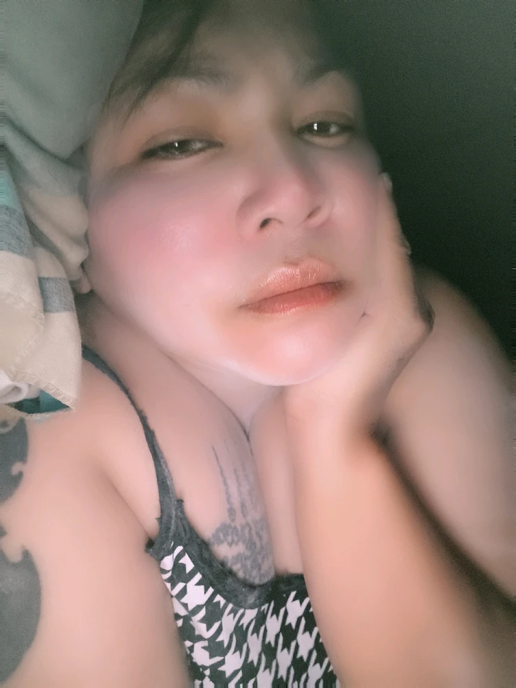 GIF อัปโหลดโดย Bow