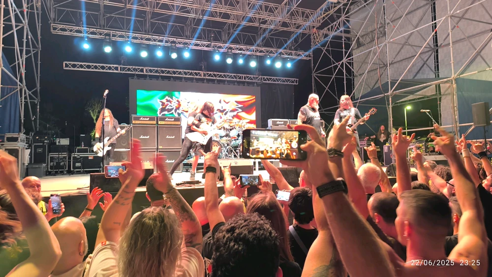 GIF caricata da Daniele