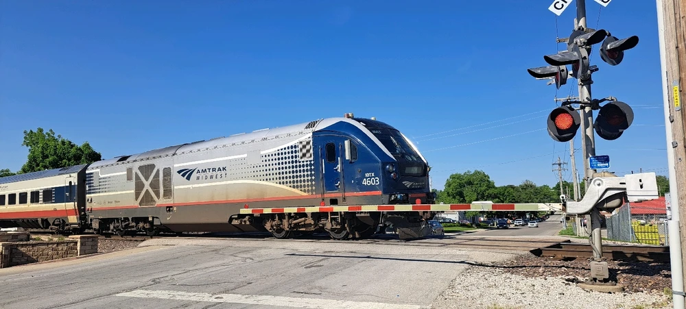 GIF diunggah dening Dylan