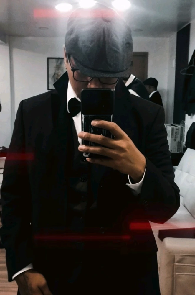 GIF uploaded by Gab