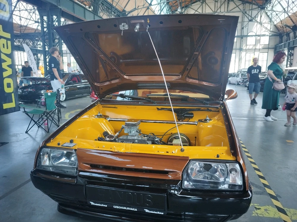 Obrázek nahrál Christian