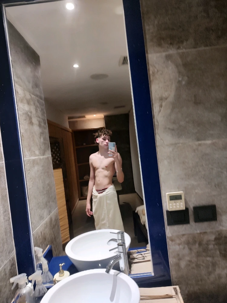 GIF subido por león