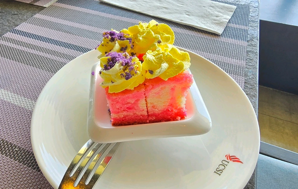 GIF uploaded by Alan