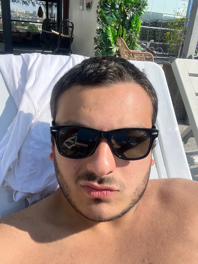 GIF uploaded by Irakli