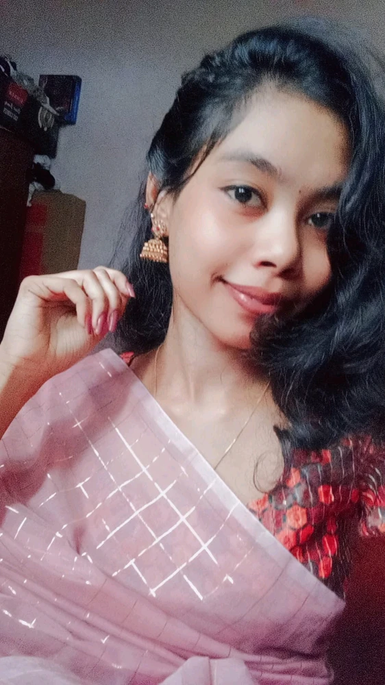 GIF uploaded by Ruth Esthara