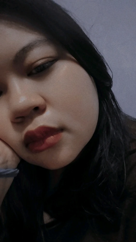 GIF diunggah oleh Tiara