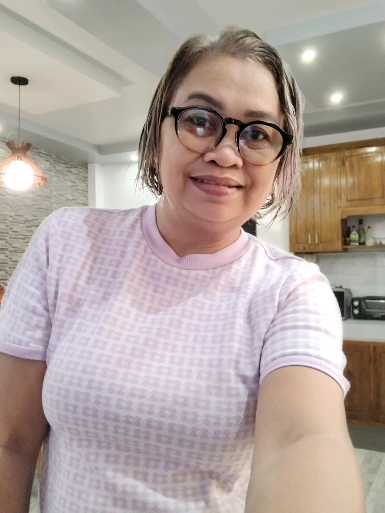 GIF uploaded by Maria Jhu