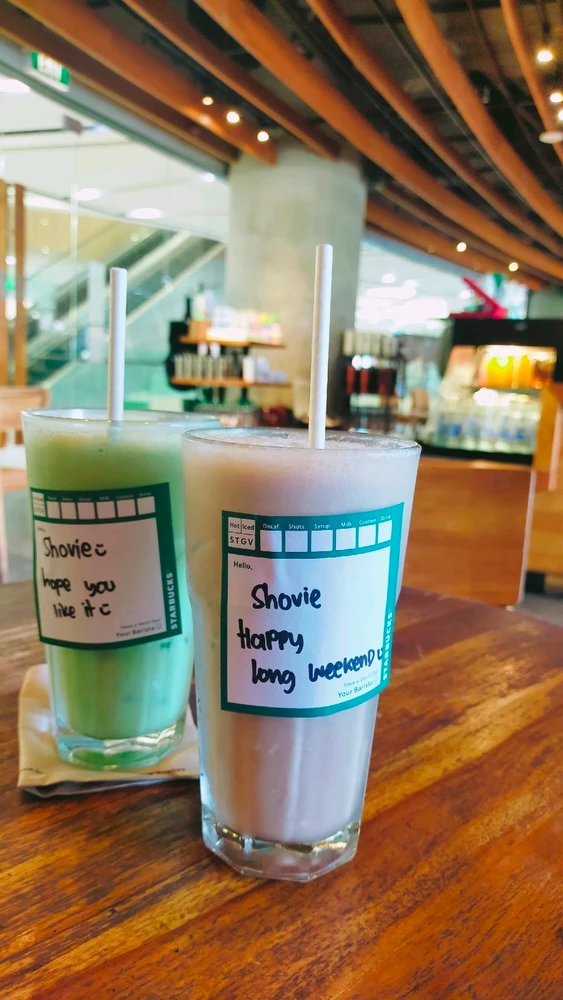 GIF diunggah oleh Shovie