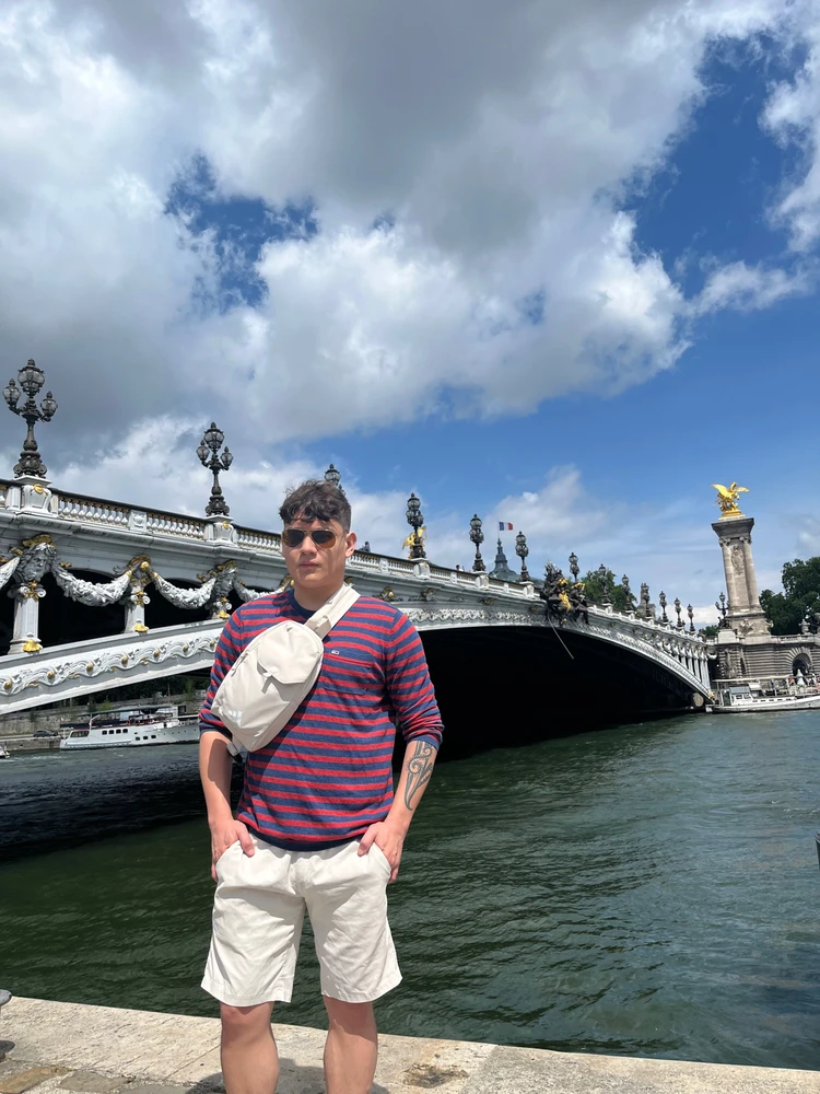 GIF uploaded by Jonny