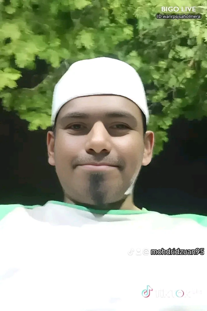 GIF dimuat naik oleh wan