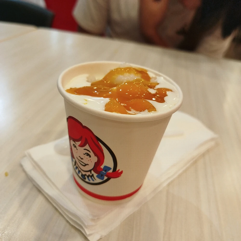 GIF na in-upload ni Pho Qing Mei Taji 🤣